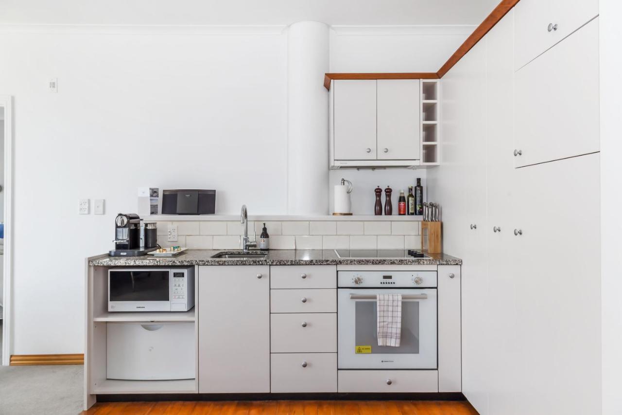 Waterfront Two Bedroom Apartment; Great Location! Auckland Luaran gambar