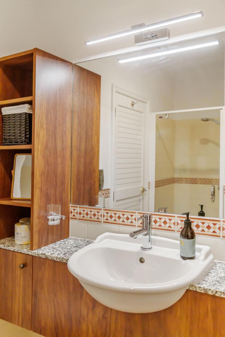 Waterfront Two Bedroom Apartment; Great Location! Auckland Luaran gambar